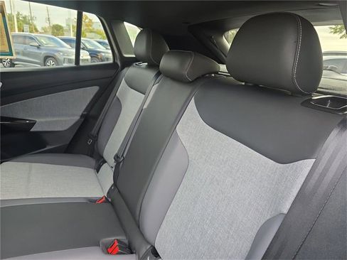 Certified 2023 Volkswagen ID.4 Pro image 12