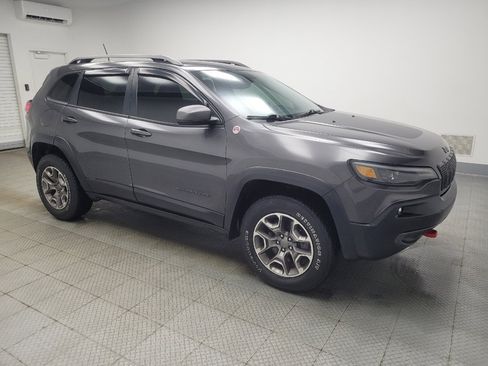 Used 2020 Jeep Cherokee Trailhawk w/ Cold Weather Group AWD/4WD image 11