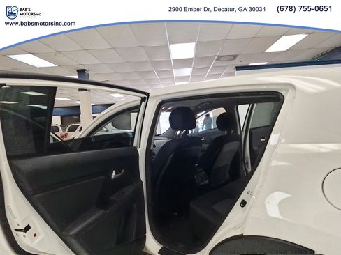 Used 2016 Kia Sportage LX FWD image 38