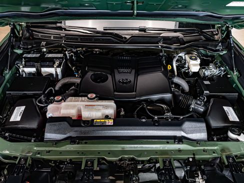 Used 2022 Toyota Tundra SR5 w/ TRD Sport Package image 30