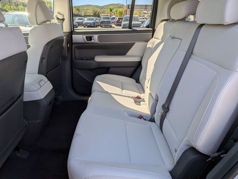 New 2026 Hyundai Santa Fe SE FWD image 28
