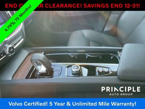 Certified 2023 Volvo XC60 B5 Plus w/ Protection Package Premier image 22