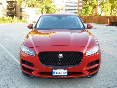 Used 2018 Jaguar F-PACE Prestige AWD/4WD image 6