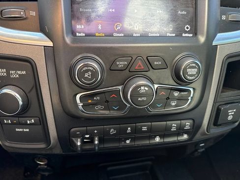 Used 2018 RAM 2500 Power Wagon w/ Luxury Group AWD/4WD image 13