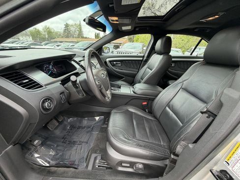 Used 2017 Ford Taurus SEL w/ Equipment Group 201A FWD image 12