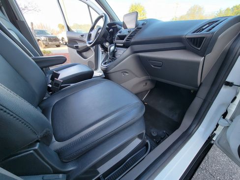 Used 2021 Ford Transit Connect XL image 39