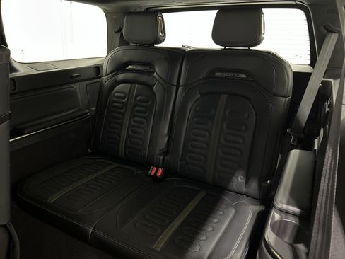Used 2024 Rivian R1S Adventure Quad AWD/4WD image 22