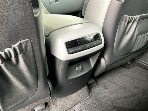 Used 2023 Hyundai Palisade SEL FWD image 10
