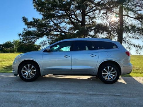 Used 2013 Buick Enclave Premium w/ Trailering Provision Package AWD/4WD image 7