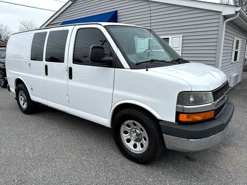 Used 2014 Chevrolet Express 1500 AWD image 1