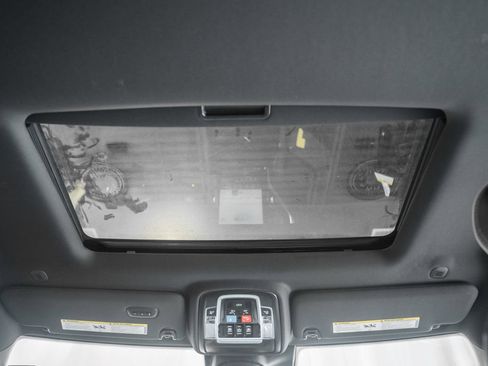 New 2026 RAM 2500 Laramie AWD/4WD image 37