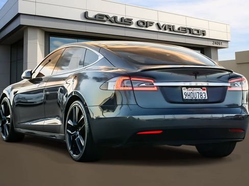 Used 2018 Tesla Model S P100D image 2