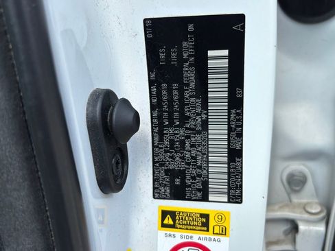 Used 2018 Toyota Highlander XLE FWD image 15