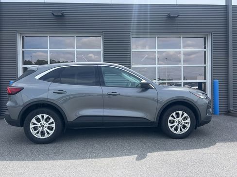 Used 2024 Ford Escape Active image 4