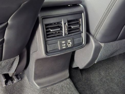 Certified 2026 Subaru Forester Premium AWD/4WD image 18