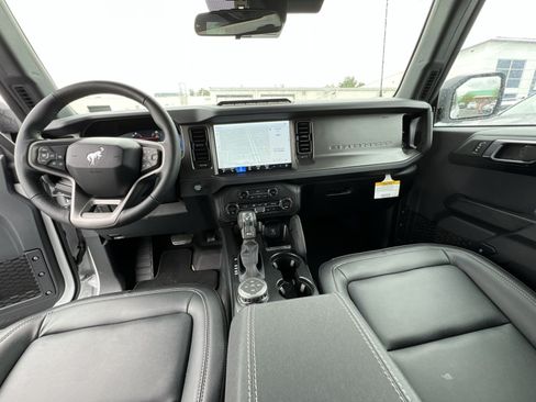 New 2025 Ford Bronco Badlands AWD/4WD image 31