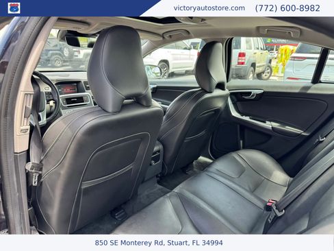 Used 2018 Volvo S60 T5 Dynamic w/ Vision Package FWD image 11