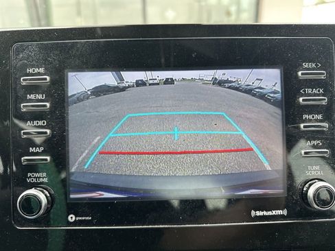 Used 2023 Toyota Camry SE FWD image 18