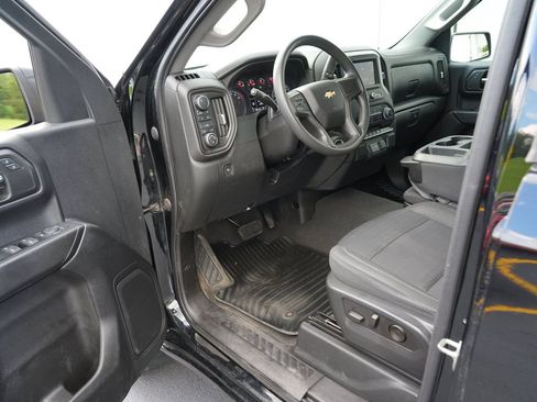 Used 2023 Chevrolet Silverado 1500 Custom AWD/4WD image 14