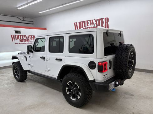 Used 2024 Jeep Wrangler Unlimited Rubicon 4xe image 2