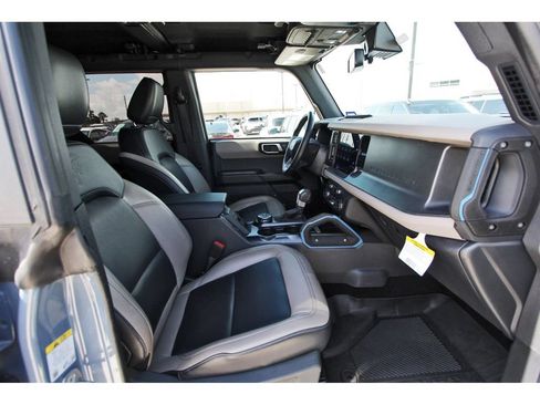 Certified 2024 Ford Bronco Wildtrak AWD/4WD image 24