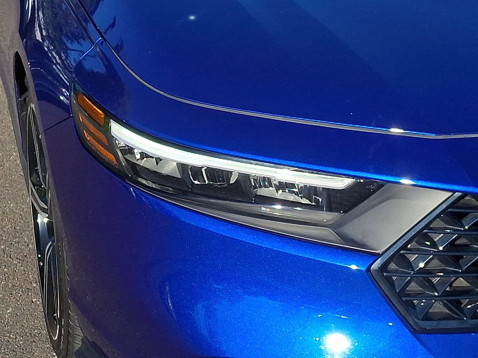 Used 2024 Honda Accord Sport image 9
