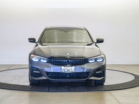 Certified 2022 BMW 330i Sedan w/ M Sport Package image 6