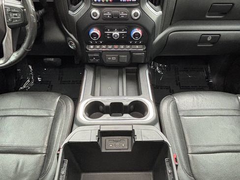 Used 2020 GMC Sierra 2500 Denali w/ Denali Ultimate Package AWD/4WD image 18