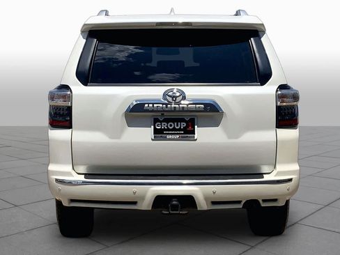 Used 2018 Toyota 4Runner Limited RWD image 5