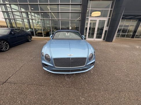 Used 2020 Bentley Continental GT image 2