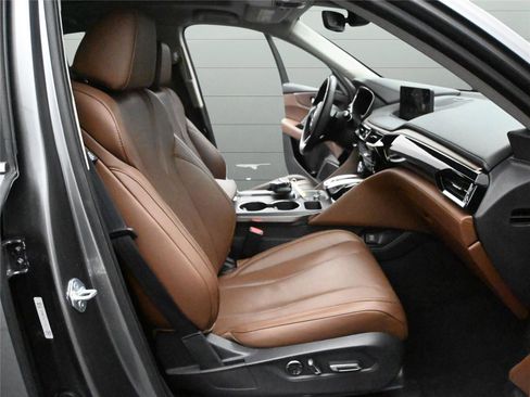 Certified 2024 Acura MDX SH-AWD w/ Technology Package image 18