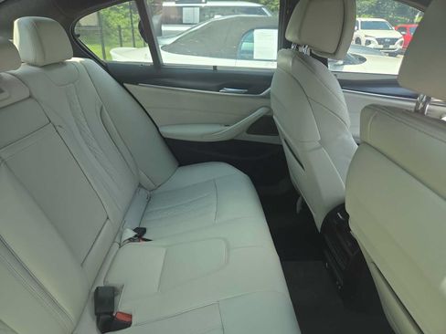 Used 2023 BMW 540i xDrive w/ Executive Package AWD/4WD image 9