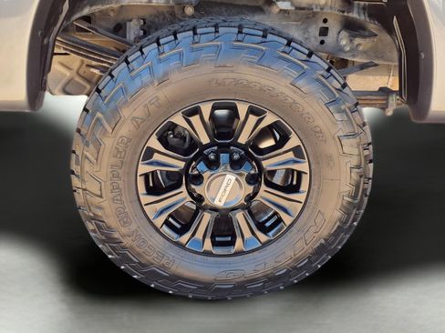 Used 2022 Ford F350 Lariat w/ Tremor Off-Road Package AWD/4WD image 10