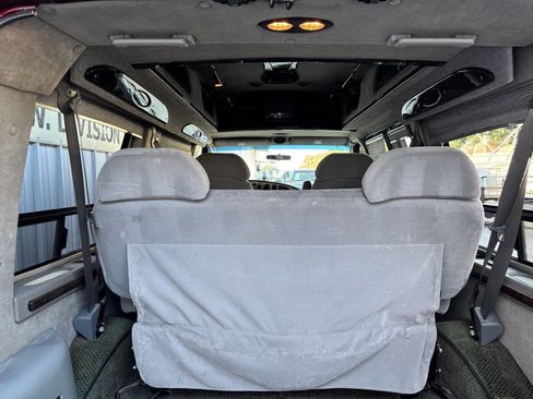 Used 2003 Ford E-150 and Econoline 150 image 16