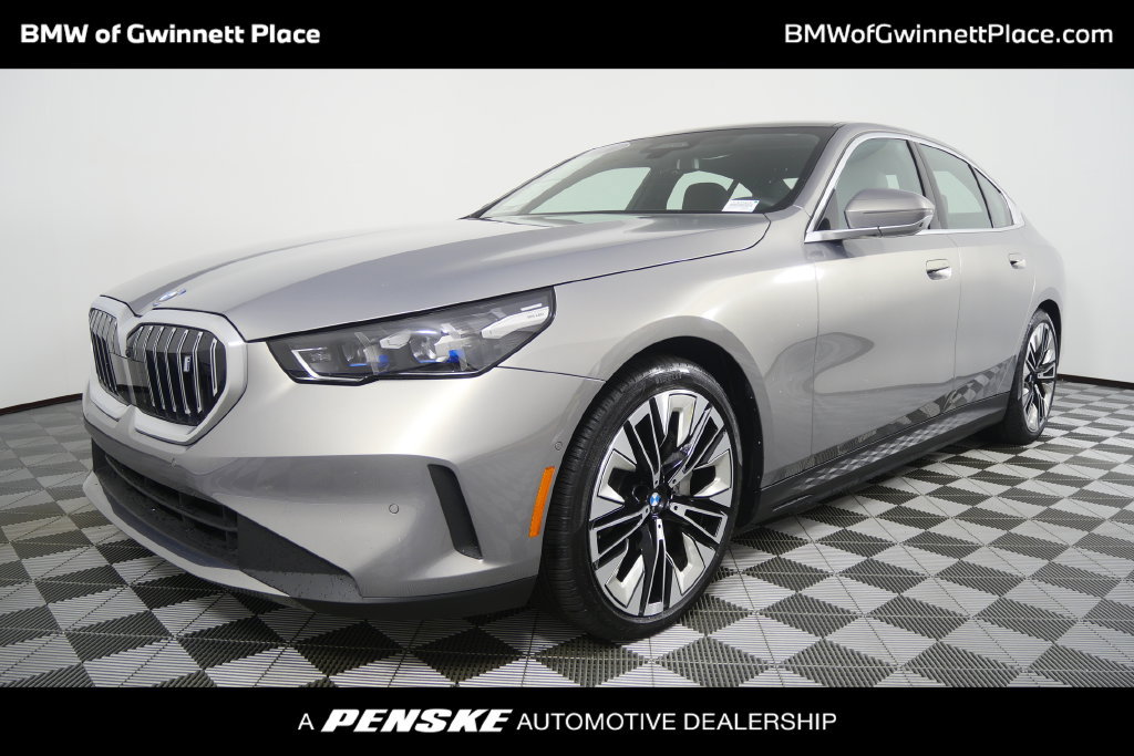 Certified 2026 BMW i5 eDrive40 AWD/4WD image 1