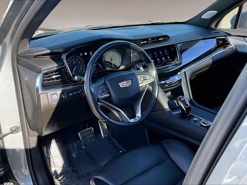 Certified 2023 Cadillac XT6 Sport w/ Technology Package image 13