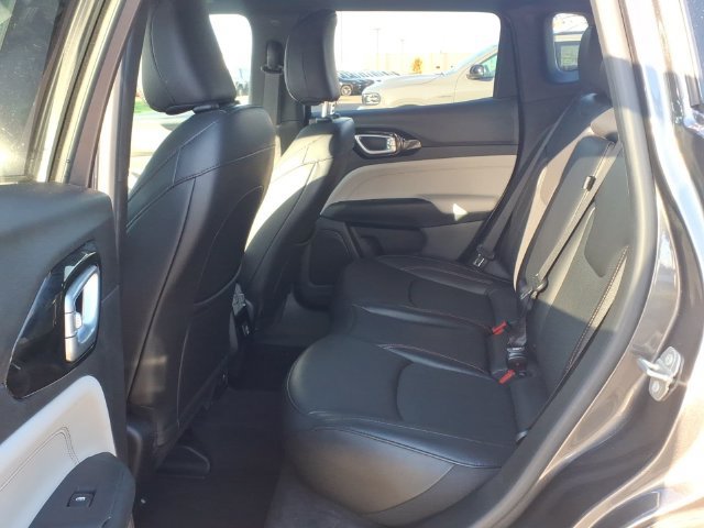 Certified 2023 Jeep Compass Limited AWD/4WD image 13