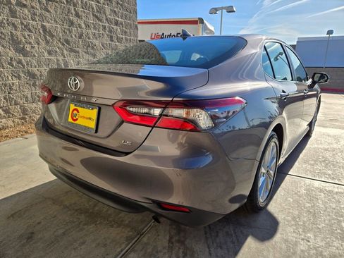 Used 2023 Toyota Camry LE FWD image 5