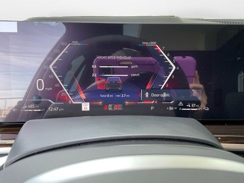 New 2026 BMW X5 xDrive50e w/ Executive Package image 11