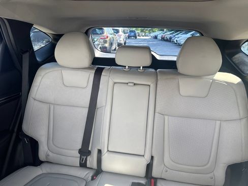 Used 2022 Hyundai Tucson Limited AWD/4WD image 15