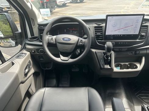 New 2026 Ford Transit 150 Low Roof RWD image 17