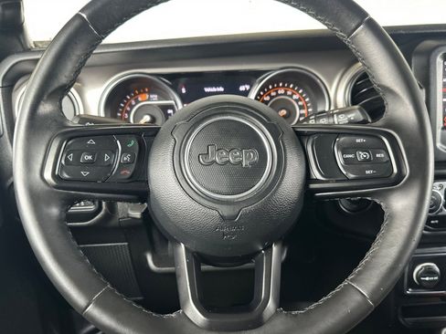 Used 2019 Jeep Wrangler Unlimited Sport S AWD/4WD image 22