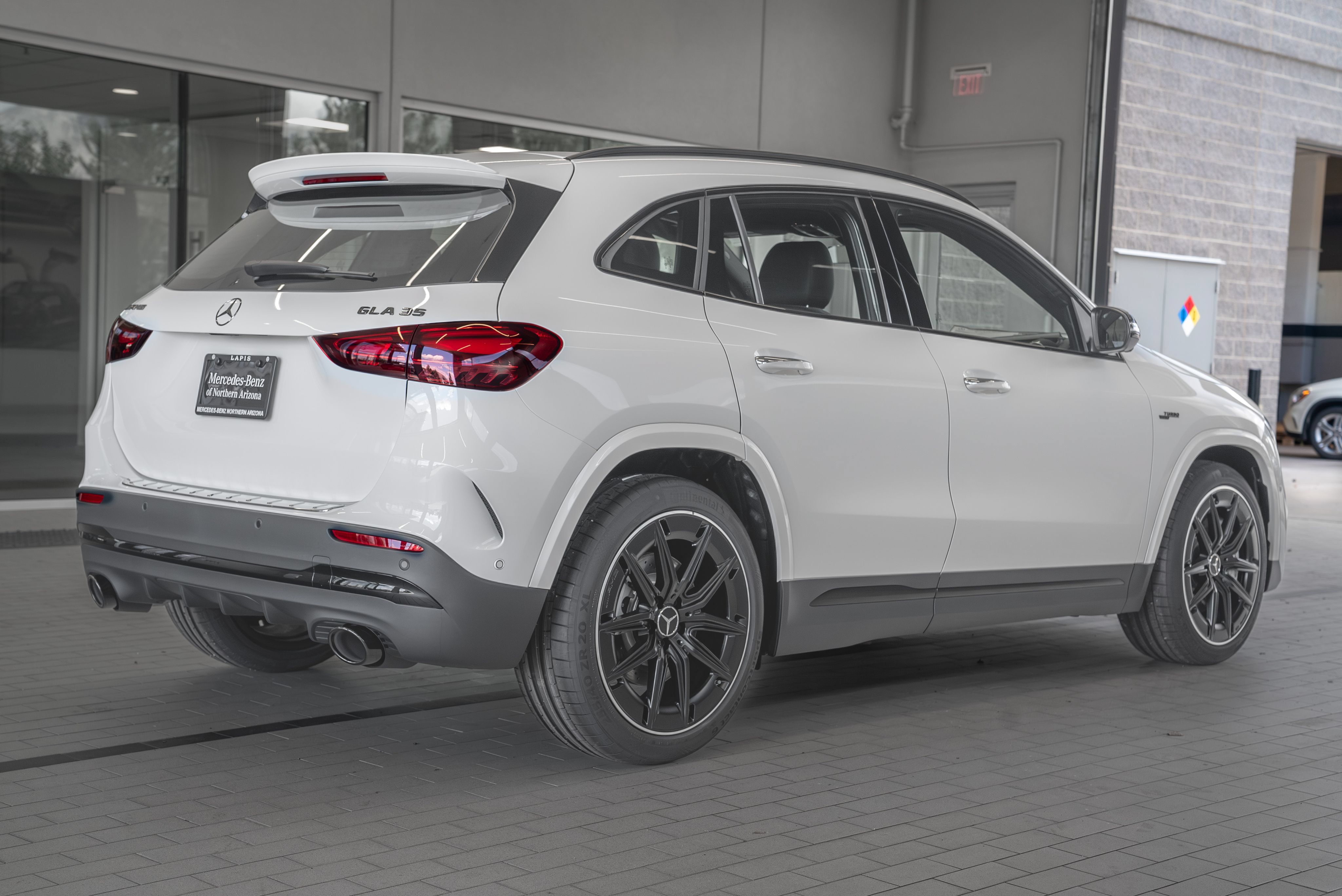 Used 2025 Mercedes-Benz GLA 35 AMG 4MATIC image 29