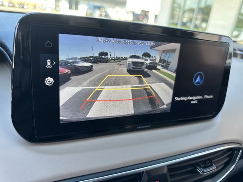 Used 2023 Hyundai Santa Fe SEL FWD image 18