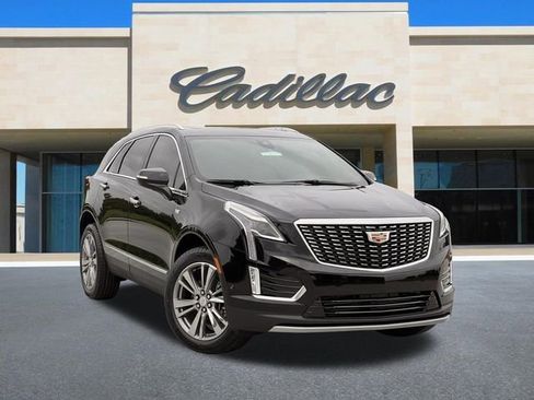 New 2026 Cadillac XT5 Premium Luxury image 2