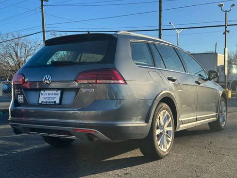 Used 2019 Volkswagen Golf Alltrack SE AWD/4WD image 5