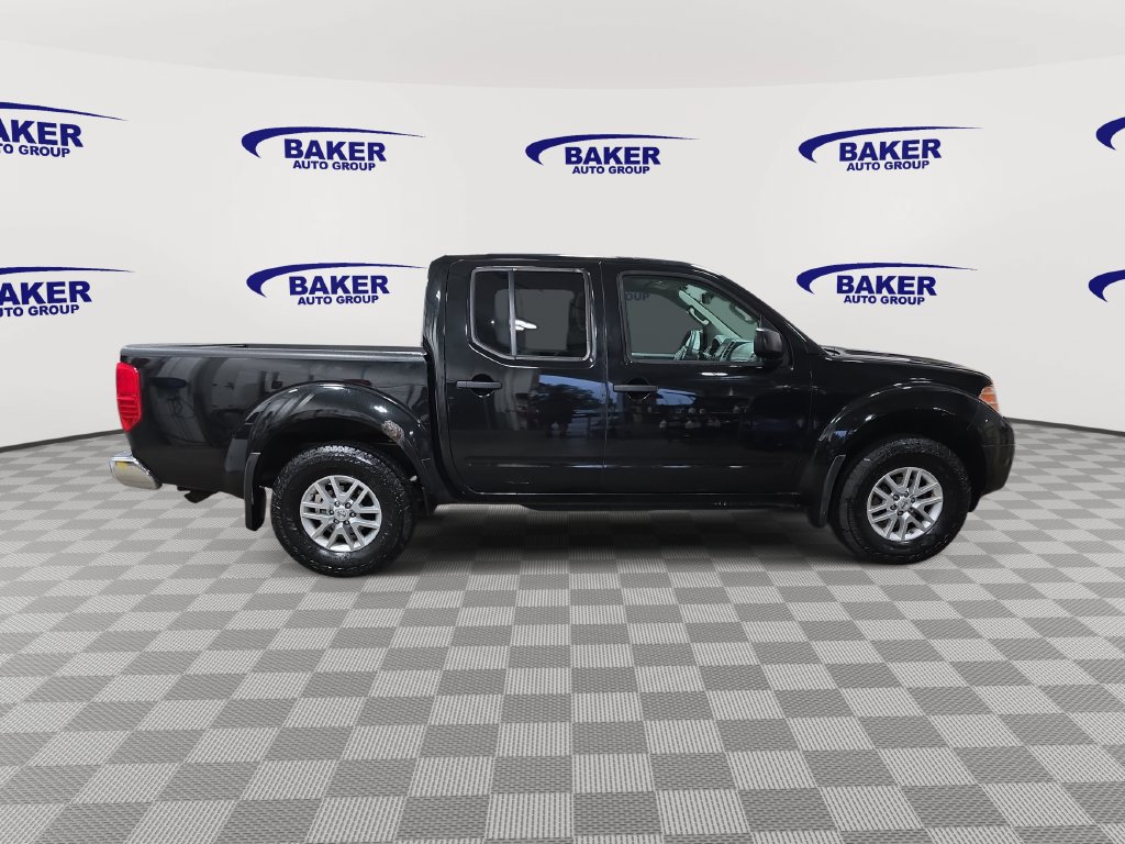 Used 2016 Nissan Frontier SV AWD/4WD image 4