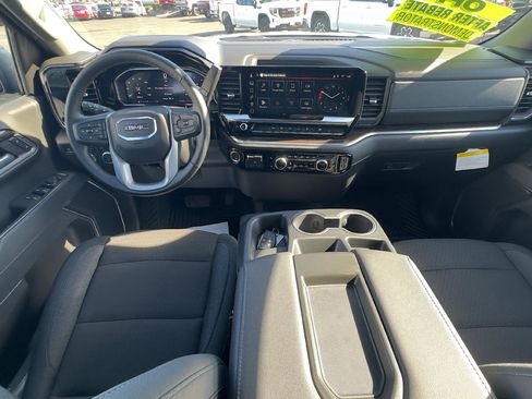 Used 2026 GMC Sierra 1500 Elevation image 7