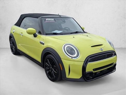 Used 2023 MINI Cooper S image 3