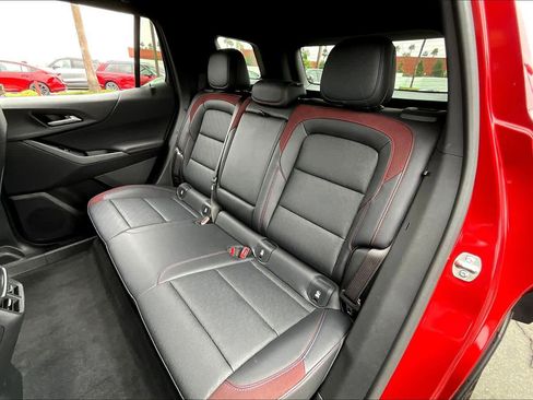 Used 2025 Chevrolet Equinox RS image 19